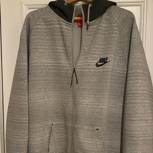 Nike Men’s Tech Fleece Hoodie - Reflective Grey Heather/Black